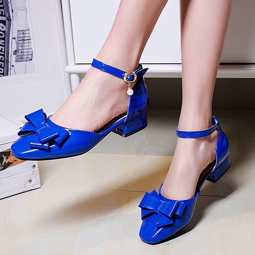 cute short heel shoes
